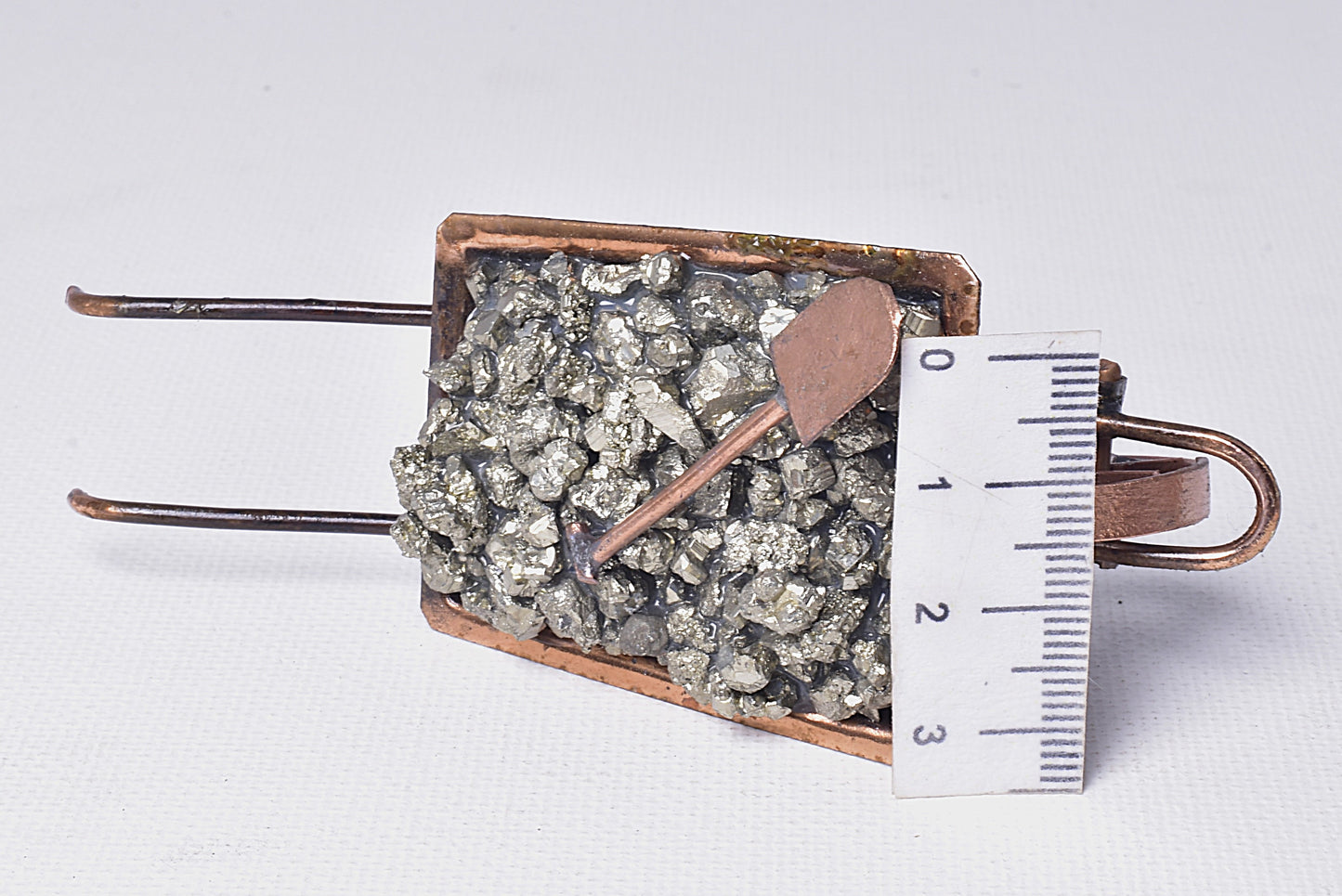 PYRITE WHEELBARROW P519