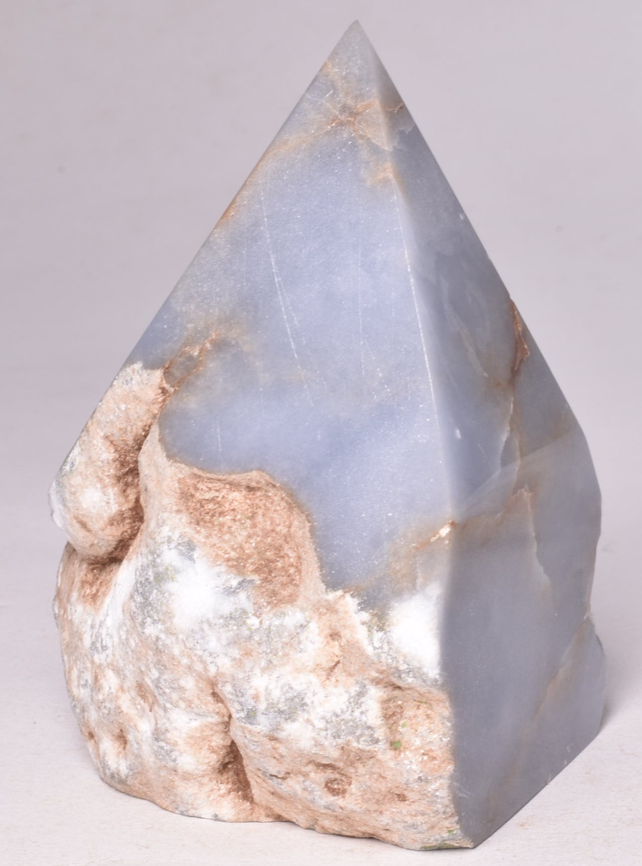 ANGELITE POINT, ROUGH BASE P668