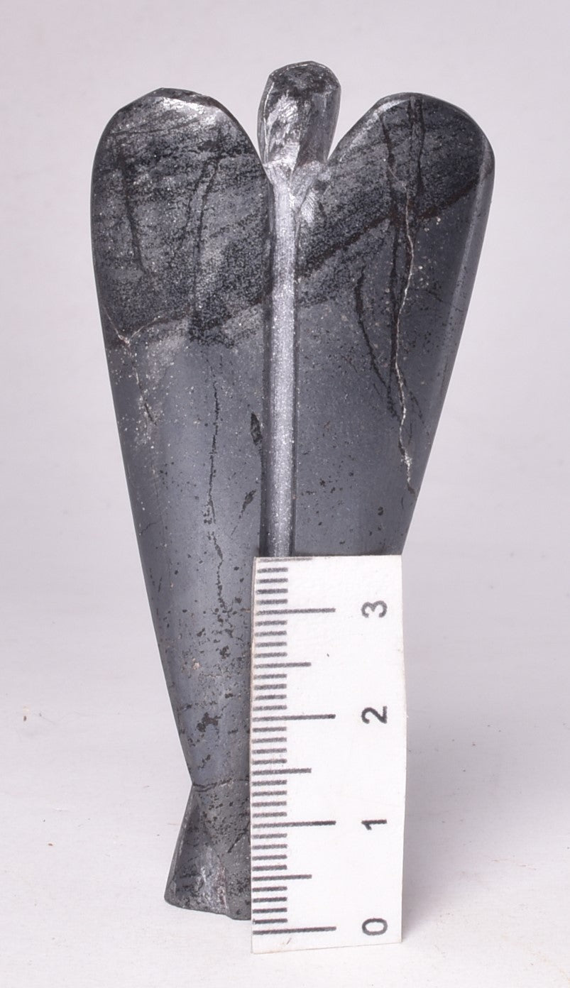 HEMATITE ANGEL CARVING 7.5 CM P673