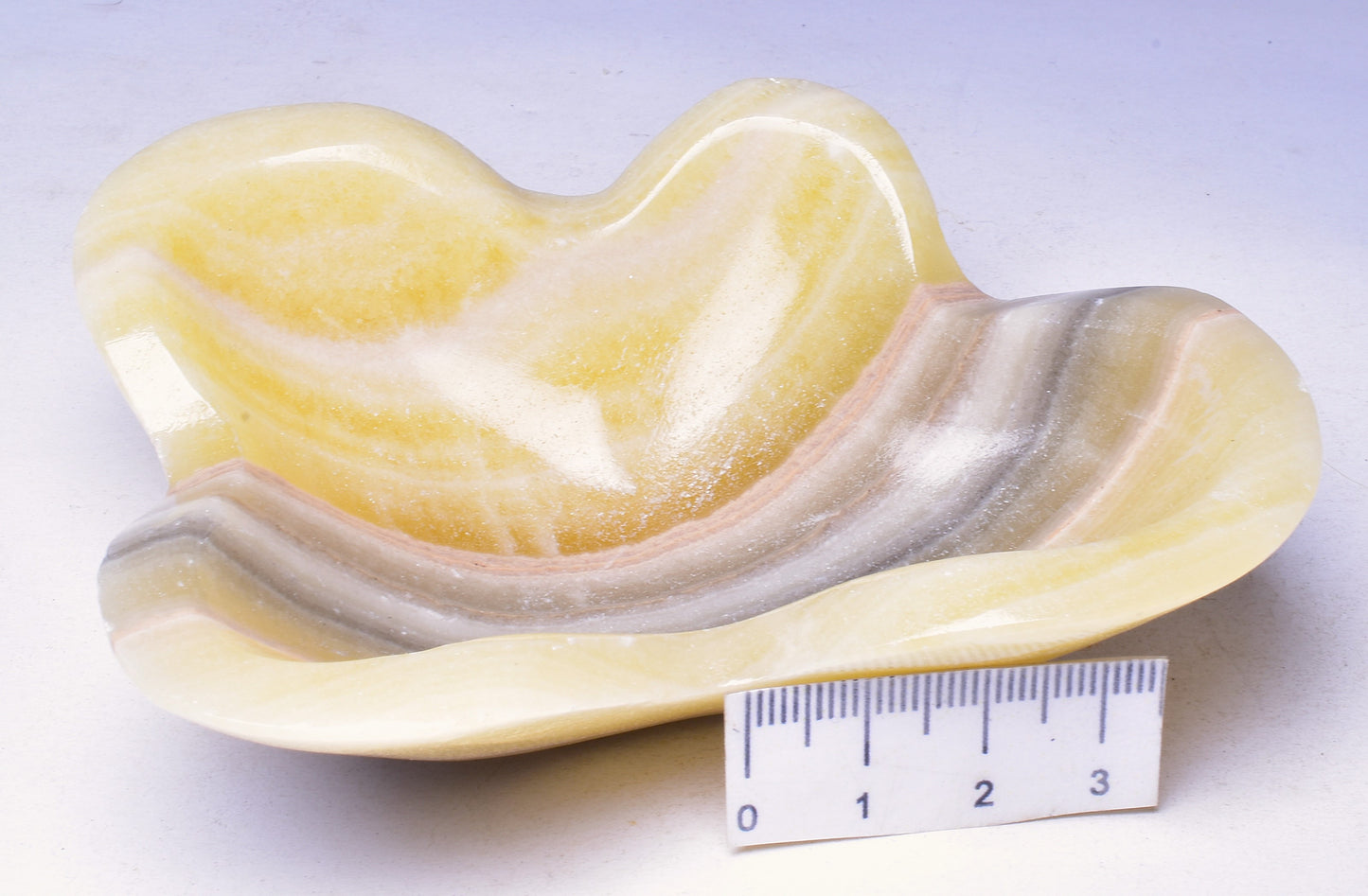 ARAGONITE BOWL CARVING 9CM P1087