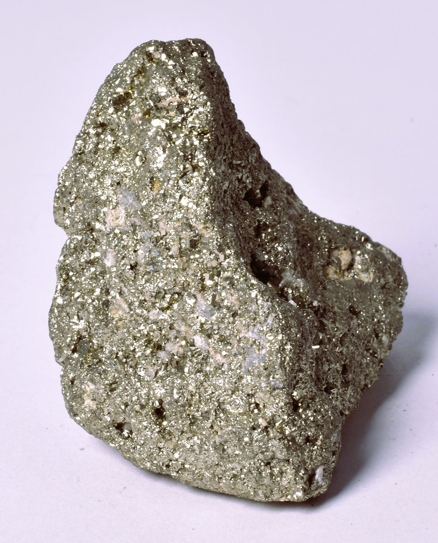 PYRITE IN NATURAL FORM P541