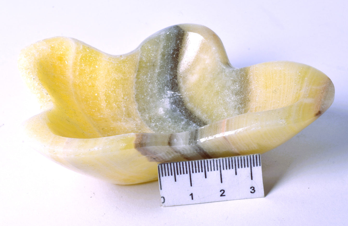 ARAGONITE DISH CARVING 9CM P150