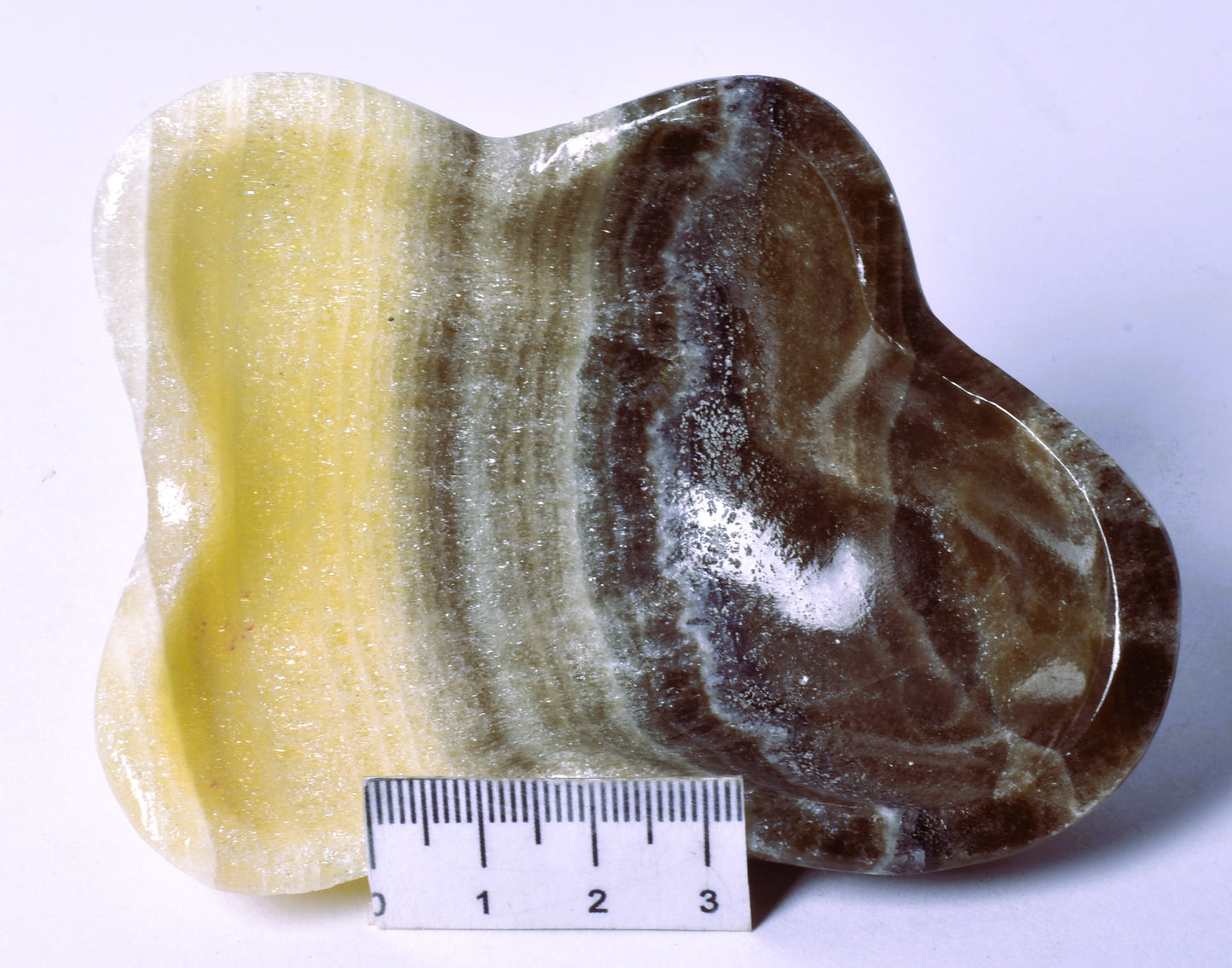 ARAGONITE DISH CARVING 9CM P152
