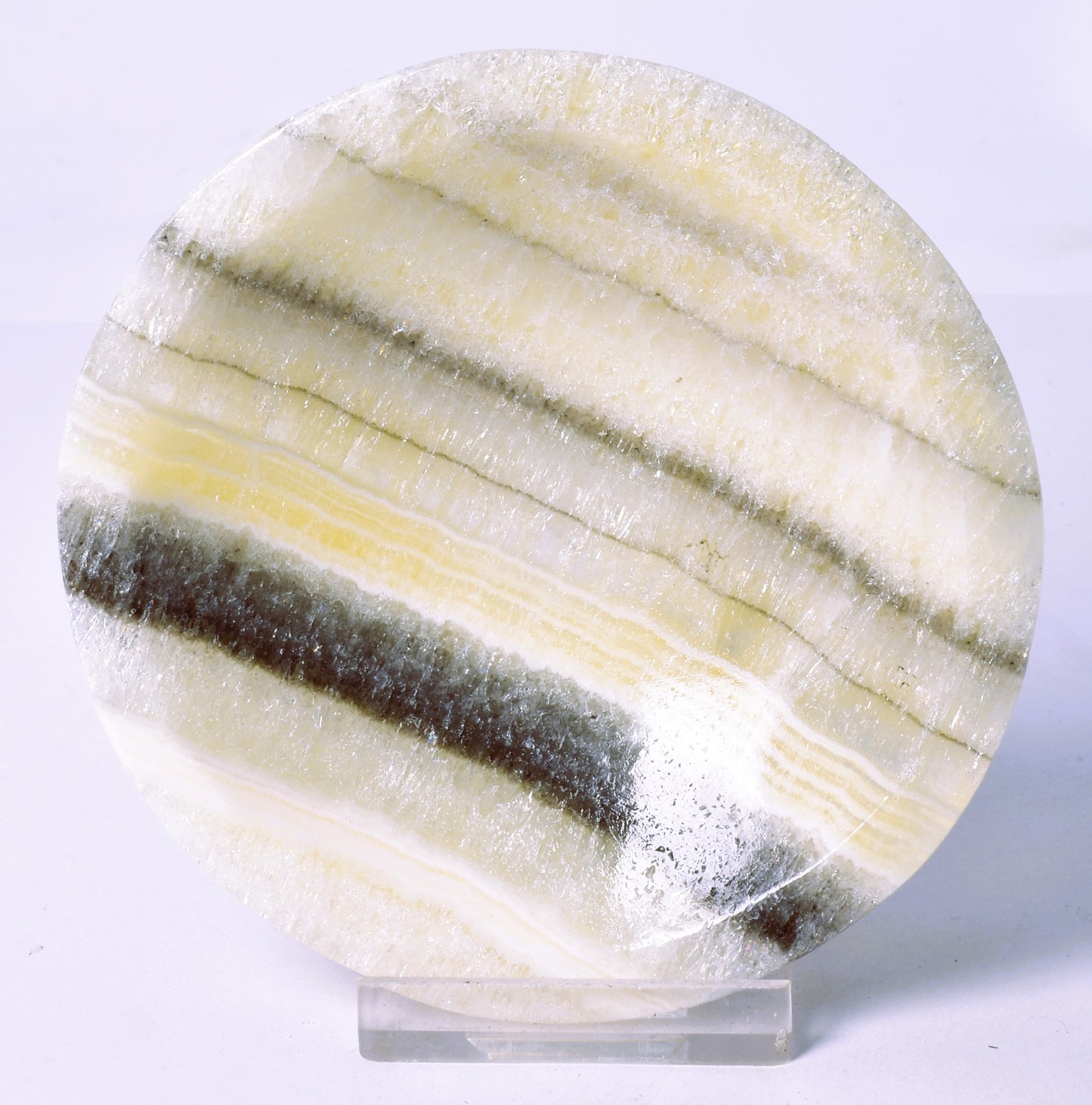 ARAGONITE DISH CARVING 9CM P153