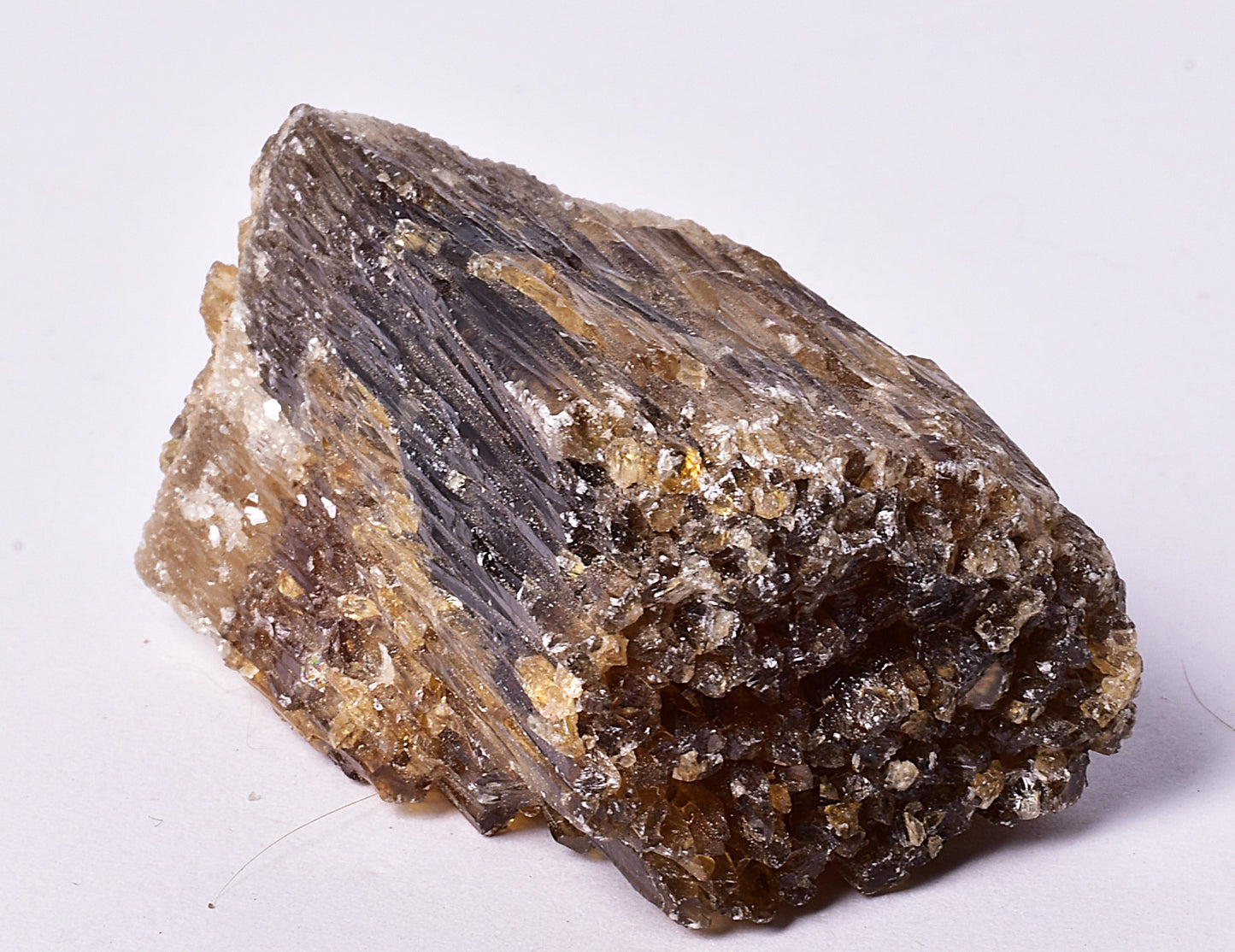 SUNBURNT CALCITE CRYSTAL IN NATURAL FORM M48