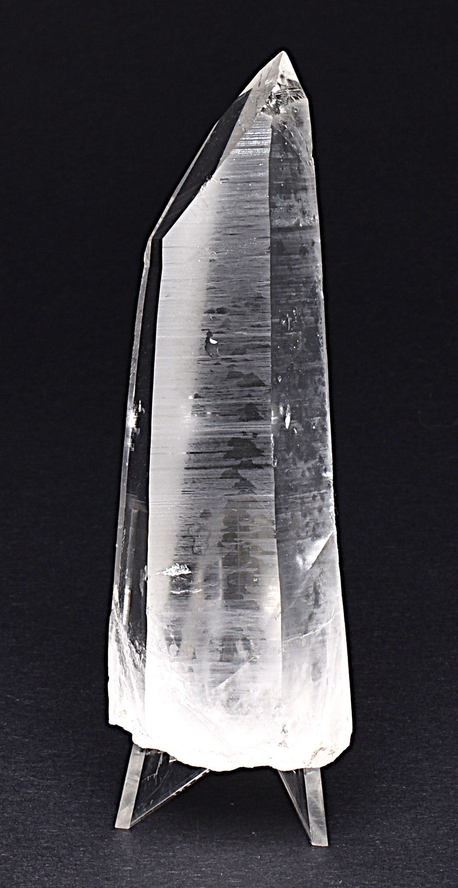LEMURIAM QUARTZ NATURAL CRYSTAL POINT P65