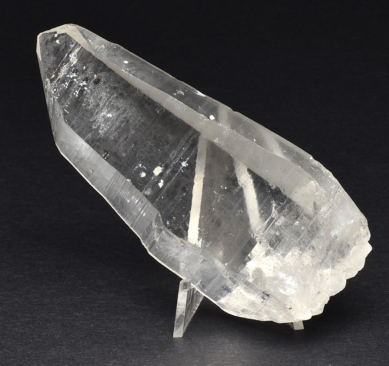 LEMURIAM QUARTZ NATURAL CRYSTAL POINT P68
