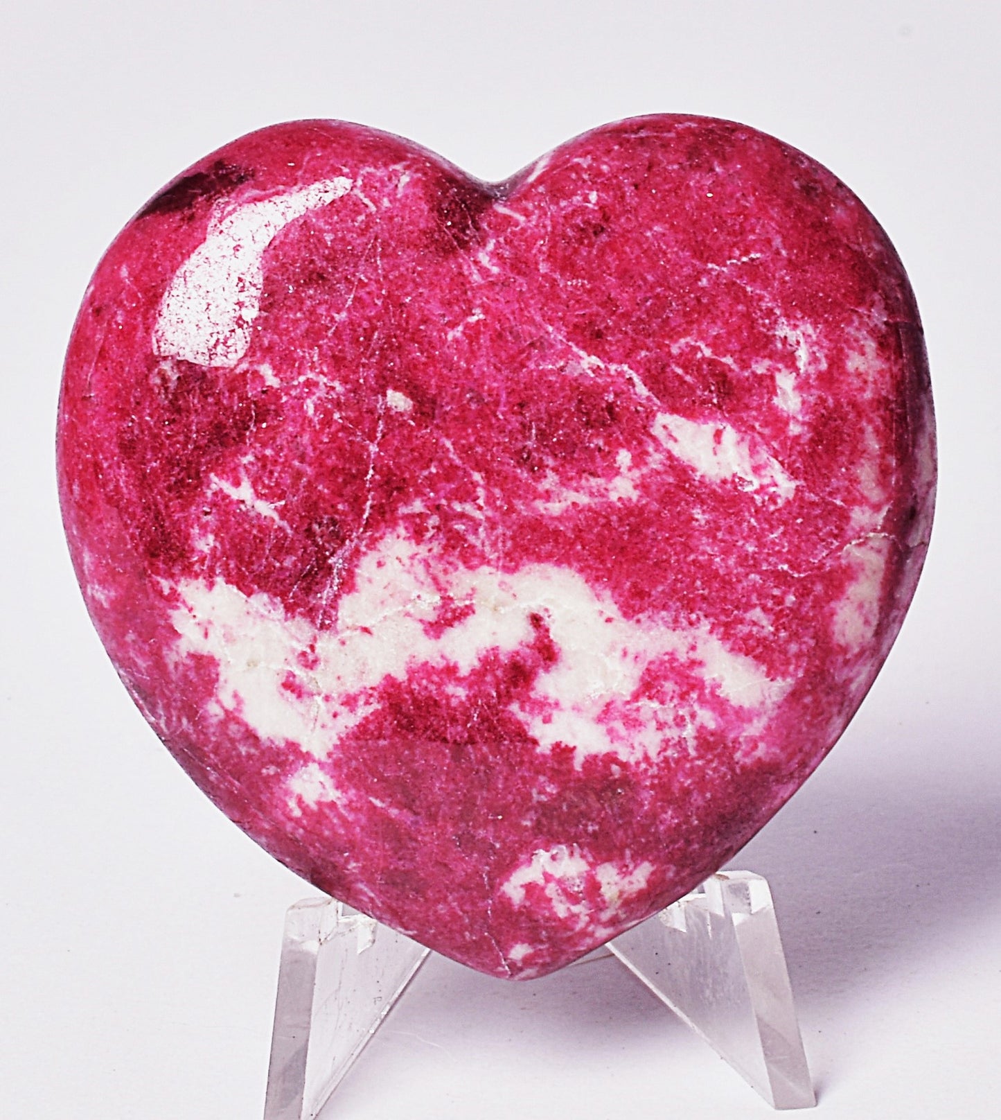 THULITE CRYSTAL HEART CARVING P2068