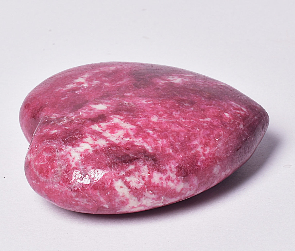 THULITE CRYSTAL HEART CARVING P247