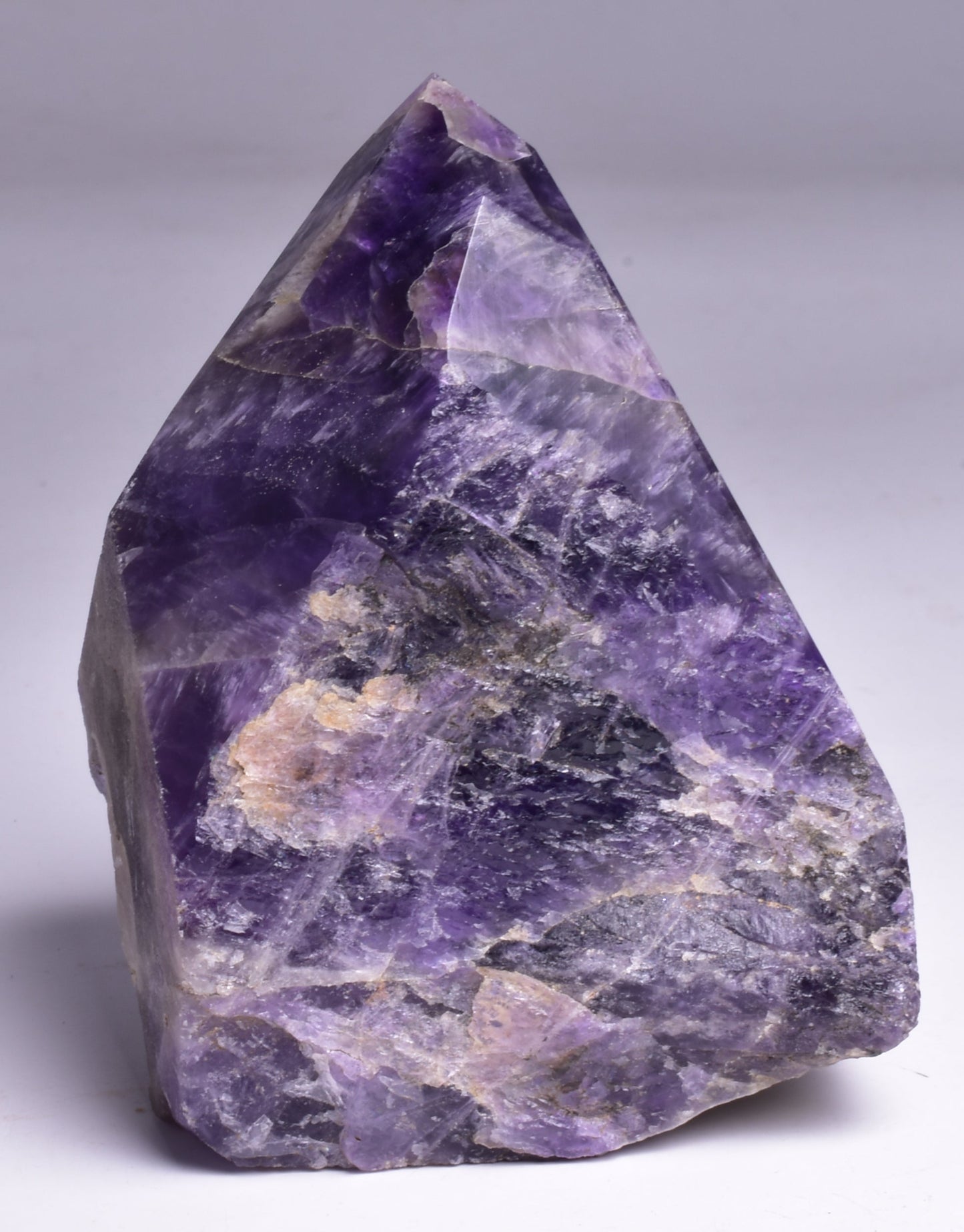 AMETHYST POINT, ROUGH BASE P84