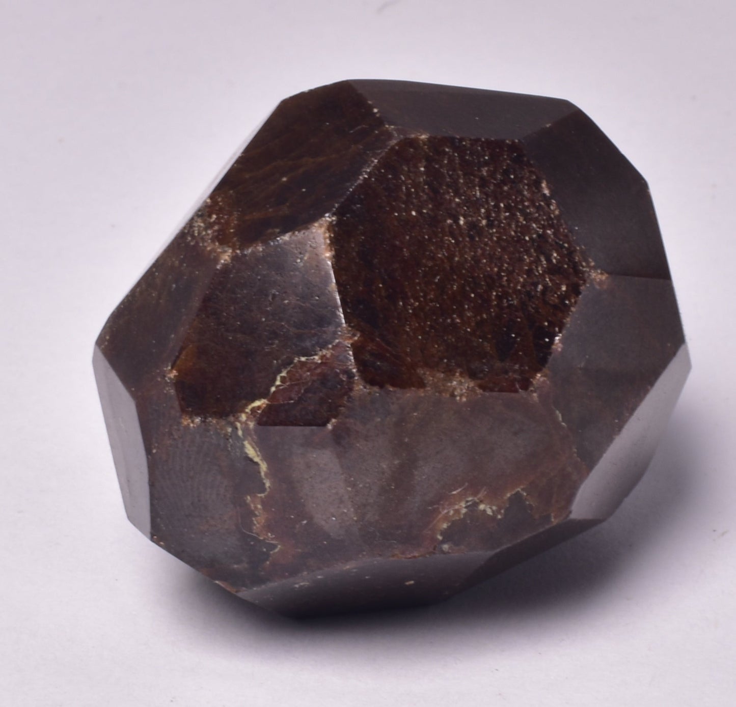 GARNET in NATURAL FORM FROM INDIA P2062