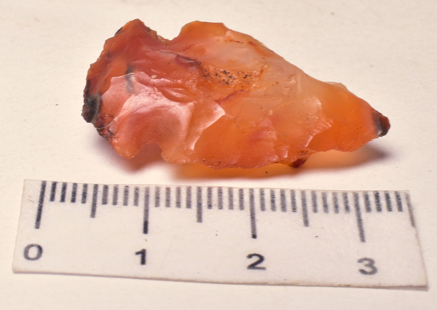 CARNELIAN POLISHED ARROW HEAD P39