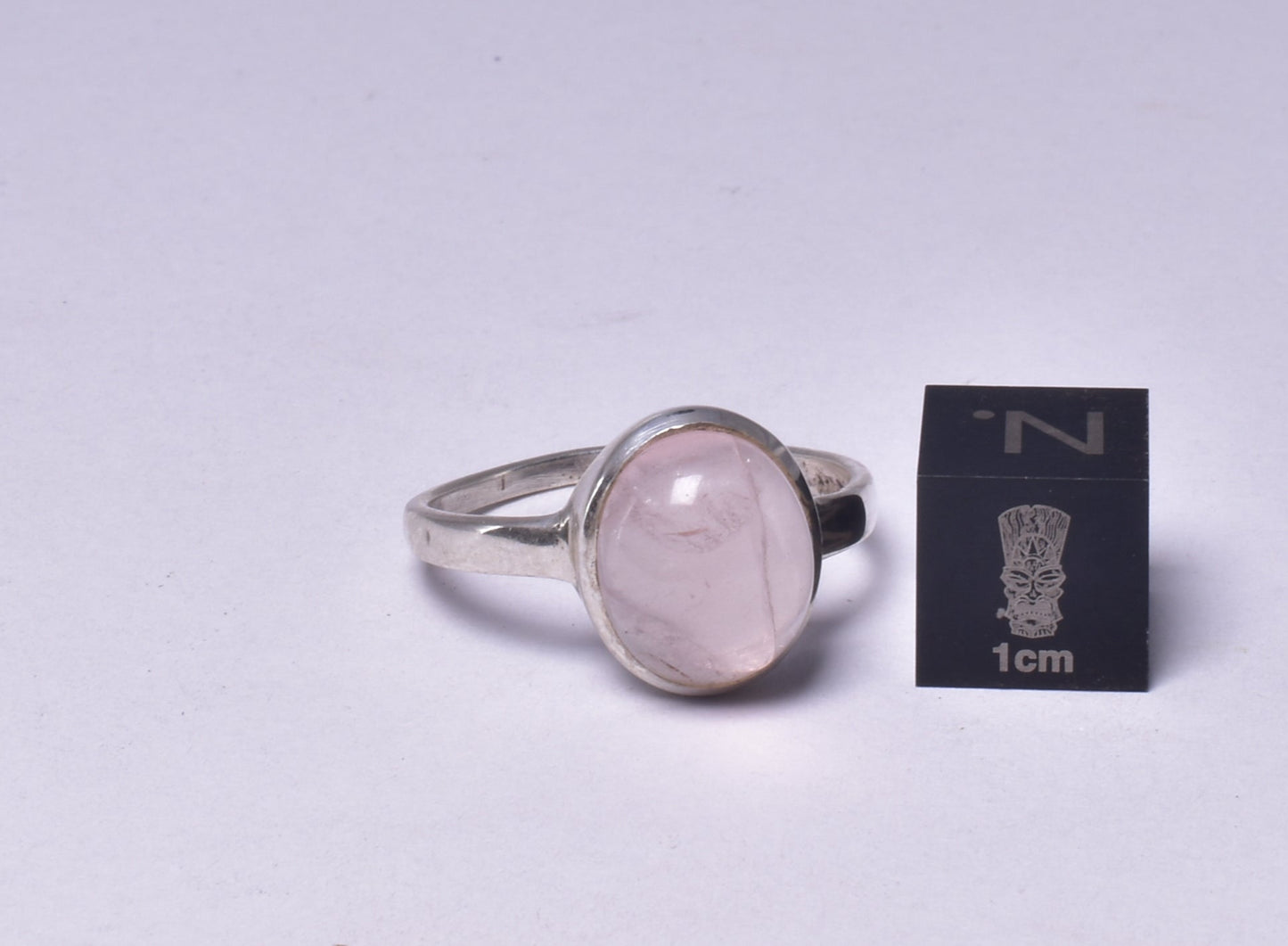 ROSE QUARTZ RING set in STERLING SILVER, SIZE R/9 J195