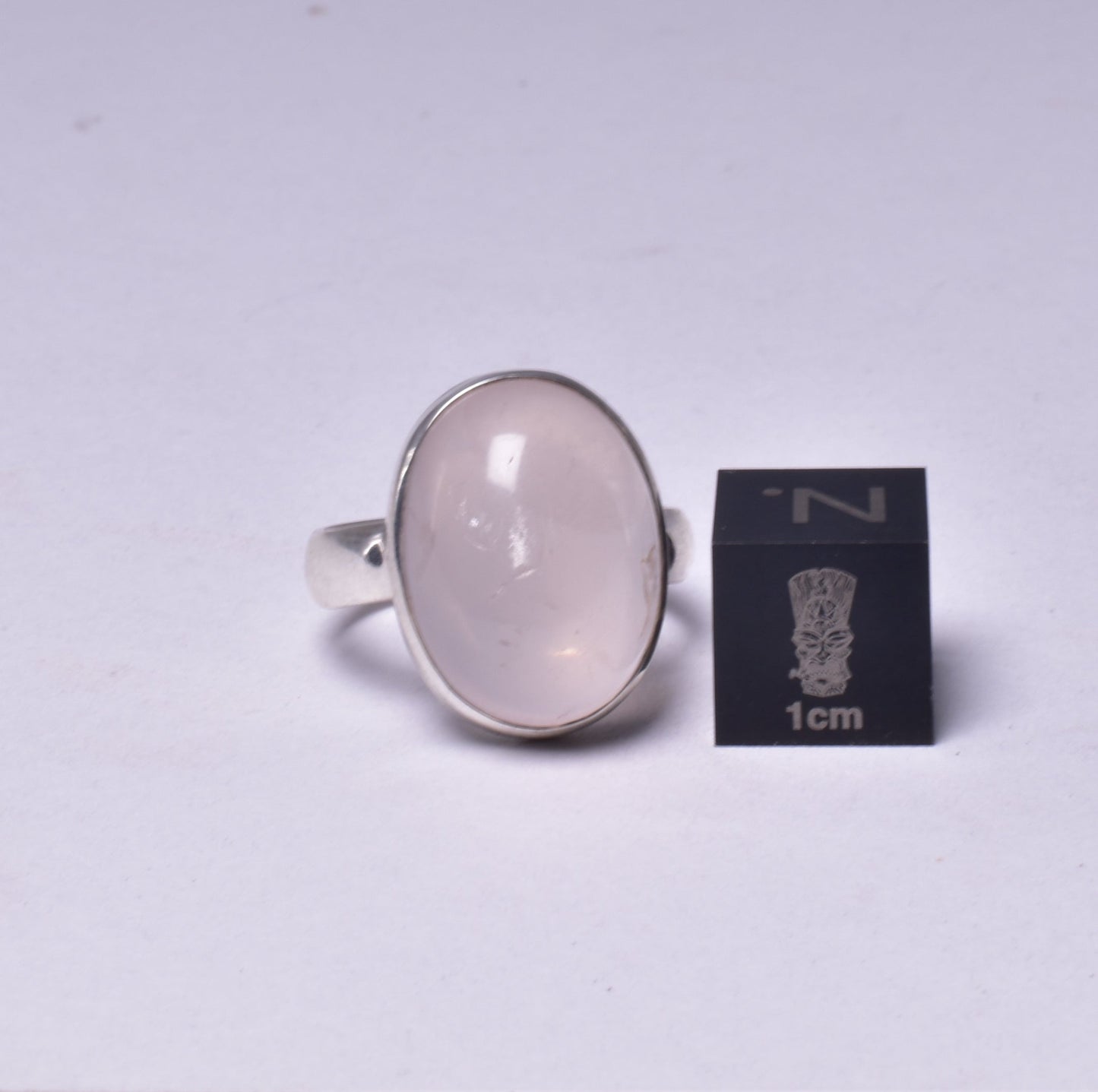 ROSE QUARTZ RING set in STERLING SILVER, SIZE L/6 J204