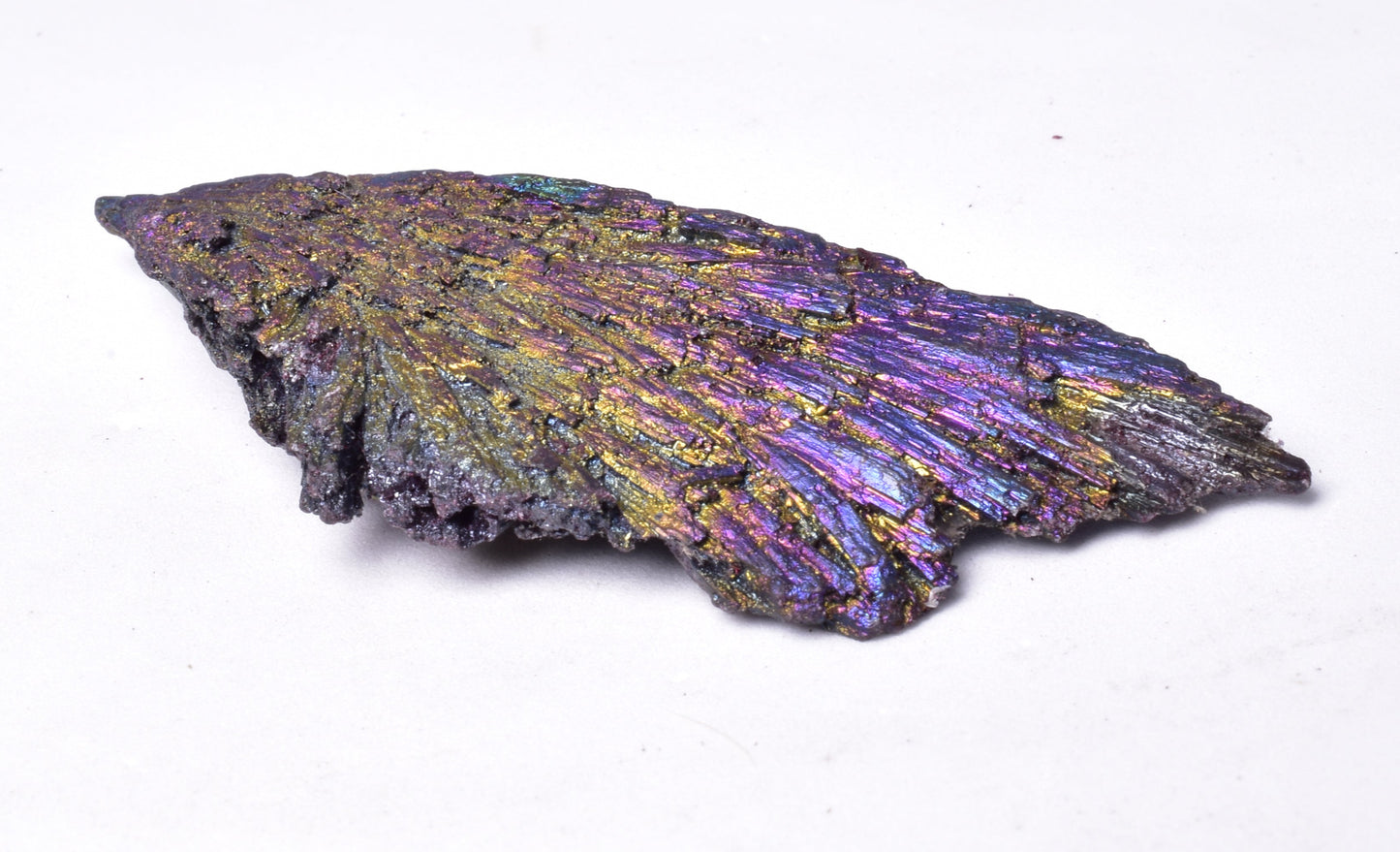 TITANIUM AURA KYANITE P626