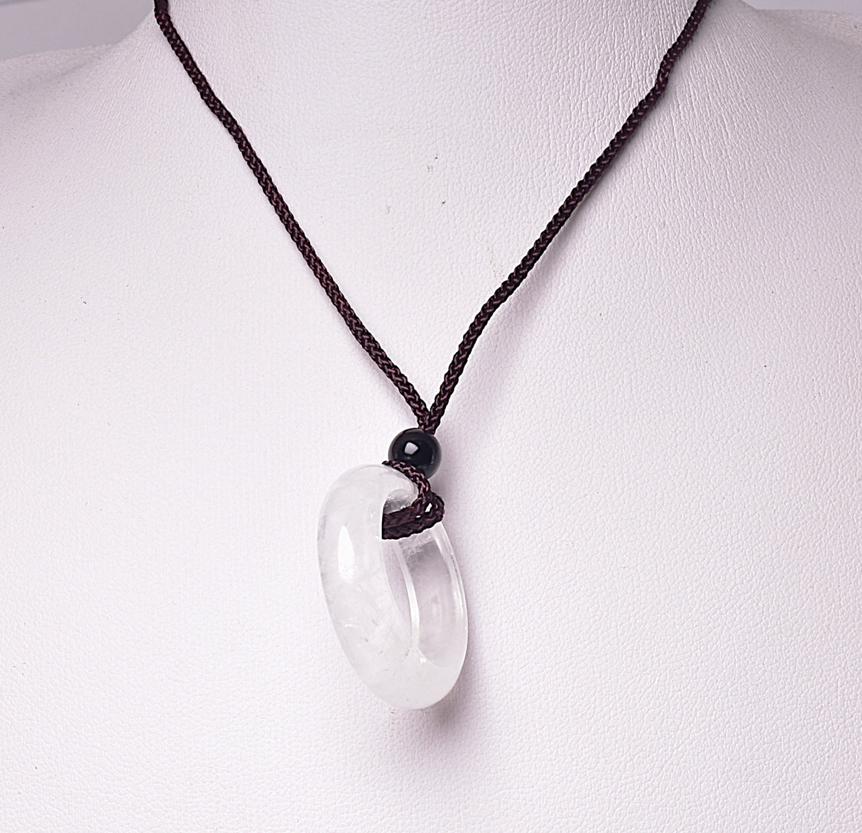 QUARTZ RING PENDANT ON CORD J236
