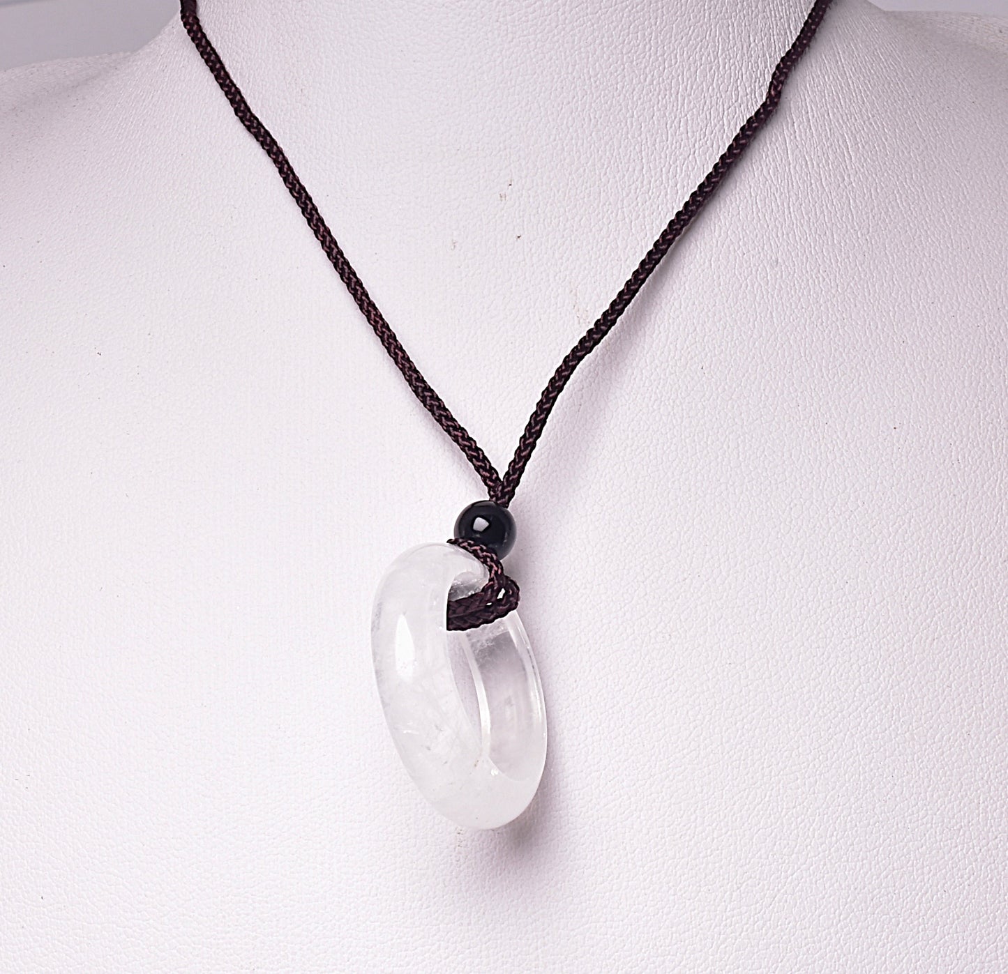 QUARTZ RING PENDANT ON CORD J236