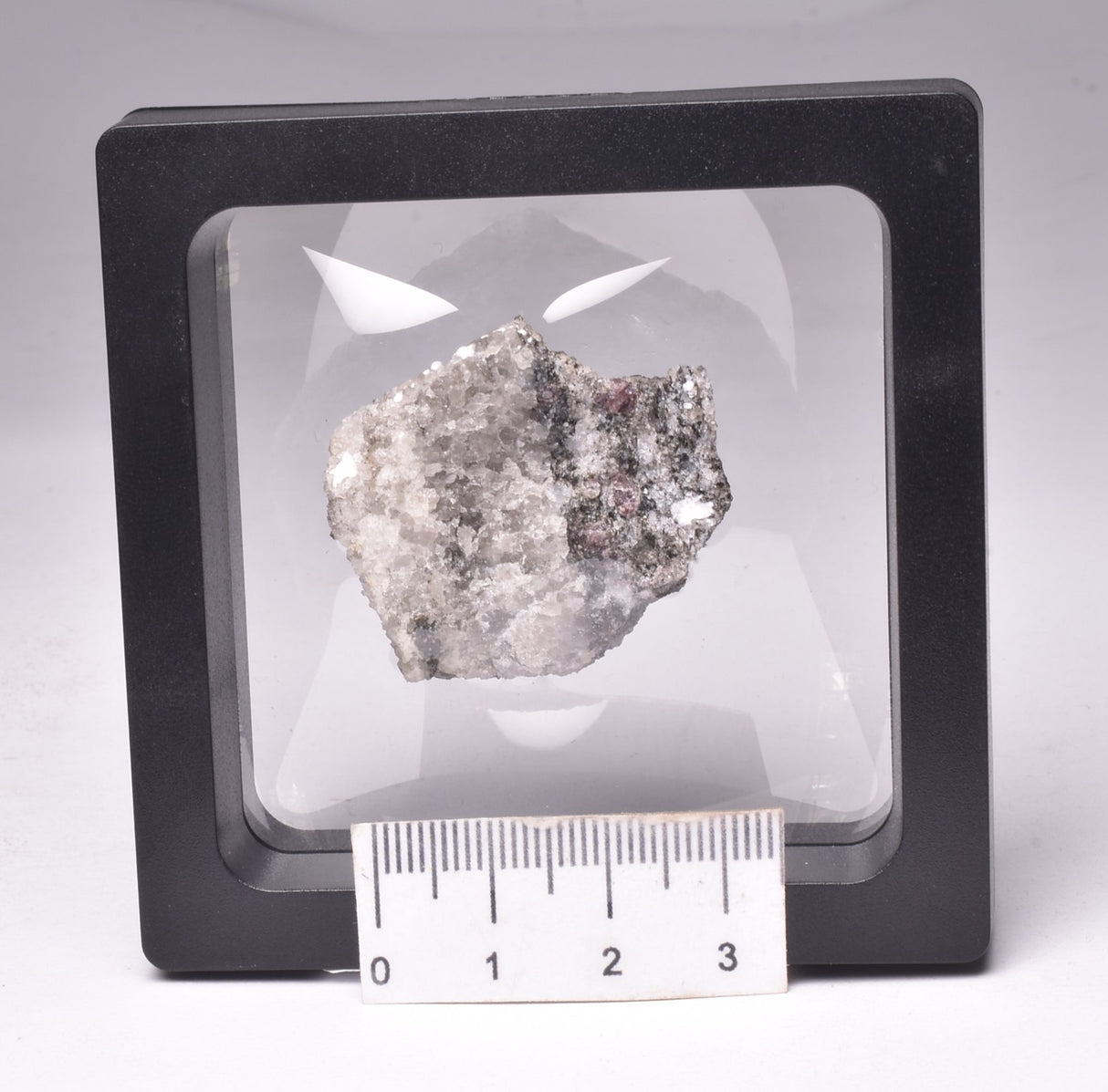 ALMANDINE GARNET, QUARTZ AND BIOTITE, AUSTRALIAN ANTARTIC TERRITORY M299