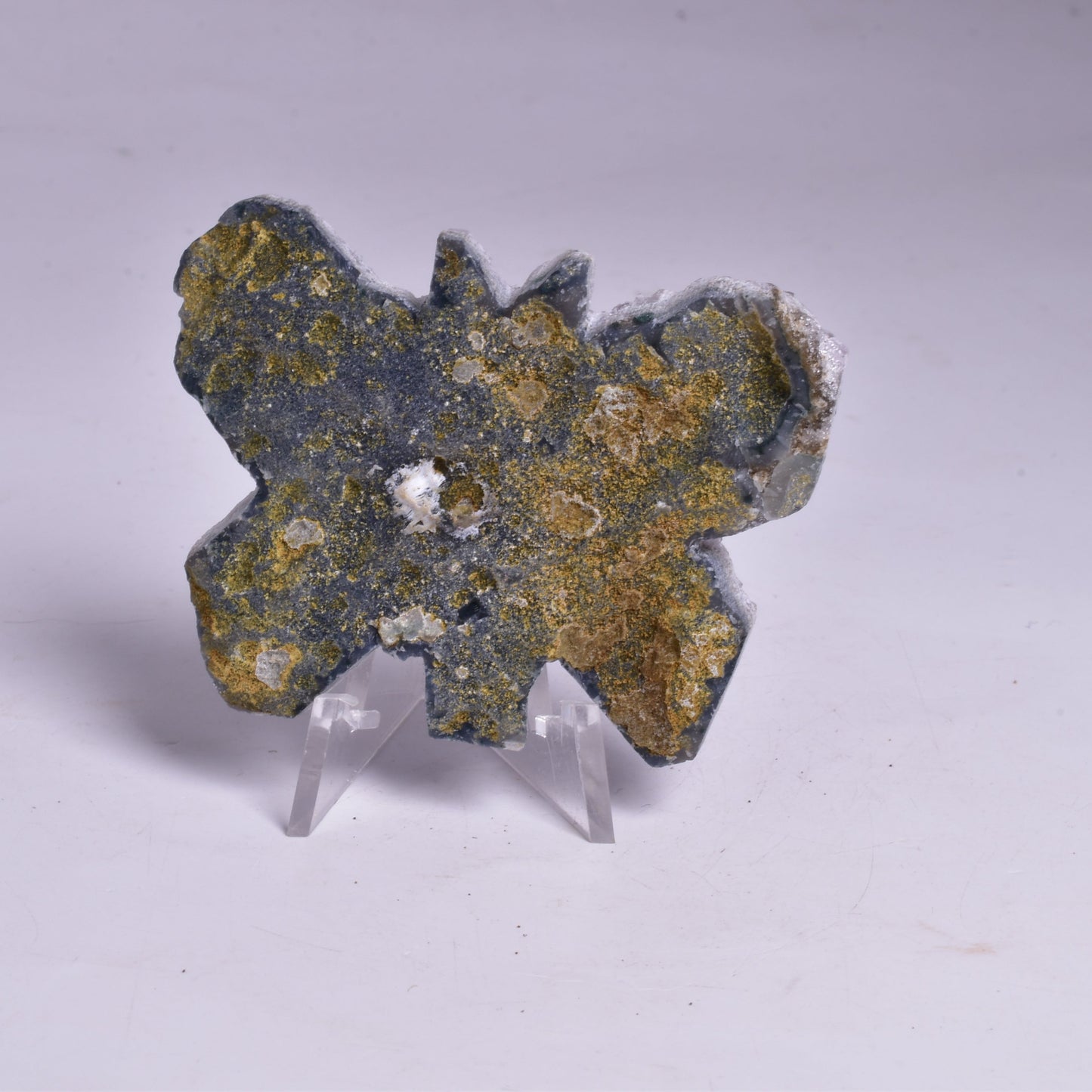 AMETHYST CRYSTAL BUTTERFLY CLUSTER, FROM BRAZIL P89