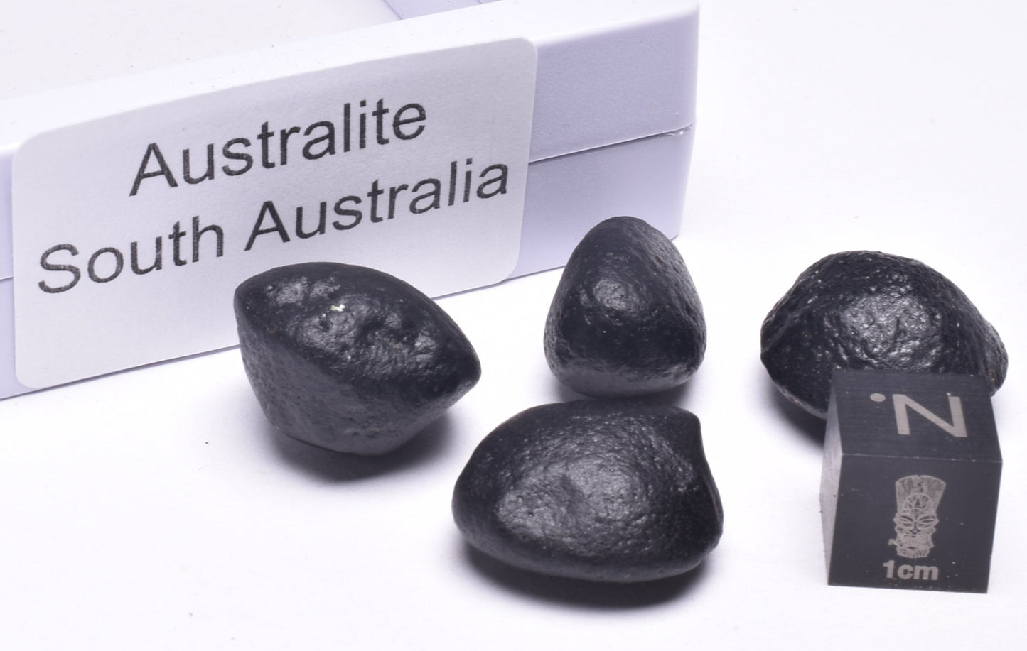 4 x AUSTRALITE, METEORITE FROM SOUTH AUSTRALIA MT215