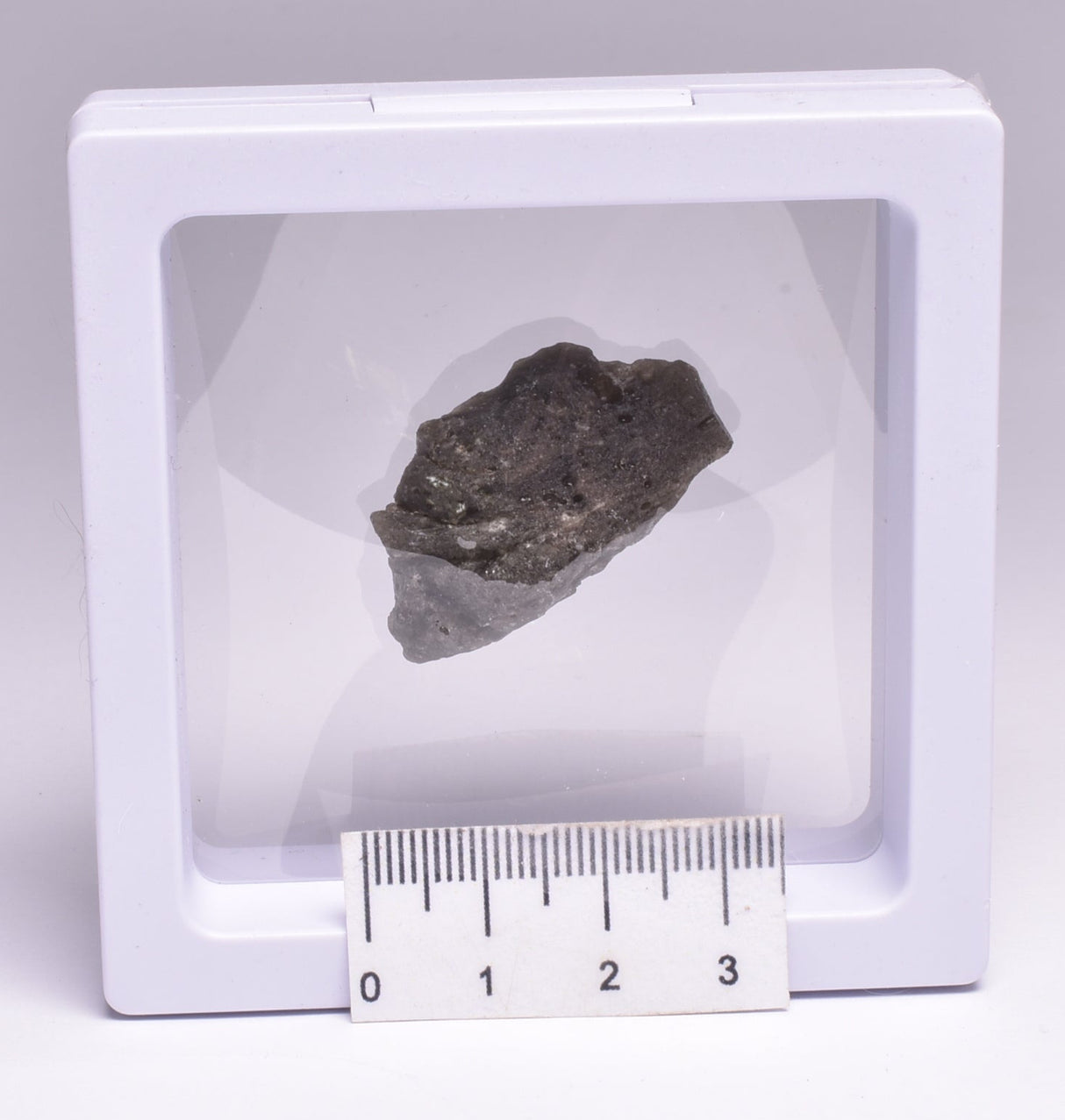 DARWIN GLASS, Meteorite Impact melt, AUSTRALIA MT75