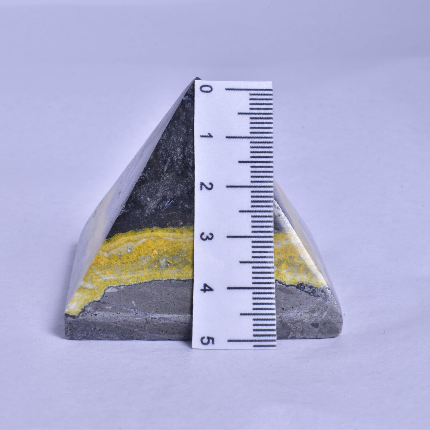 BUMBLEBEE JASPER CRYSTAL PYRAMID P945