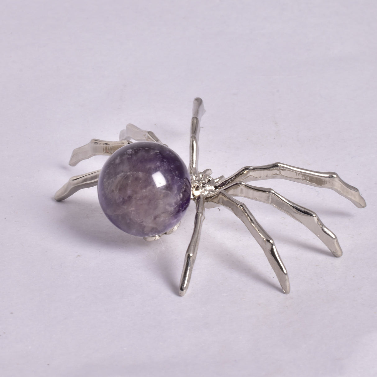 AMETHYST SPHERE ON METAL SPIDER P193
