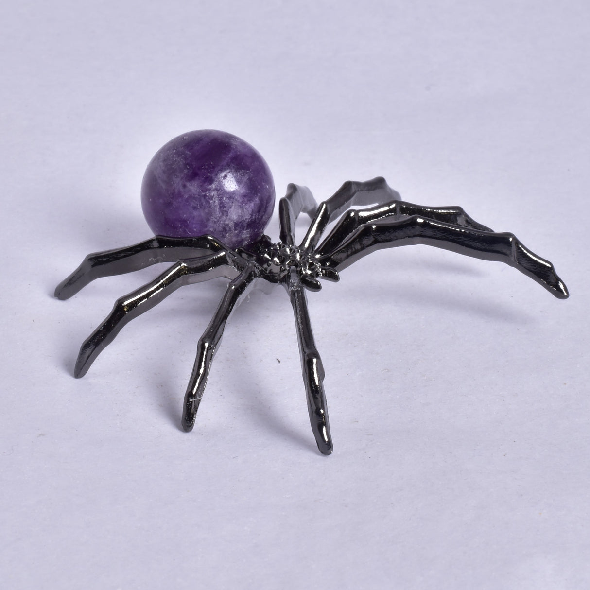 AMETHYST SPHERE ON METAL SPIDER P194