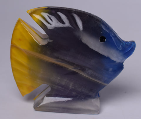 DYED ONYX FISH CARVING P332