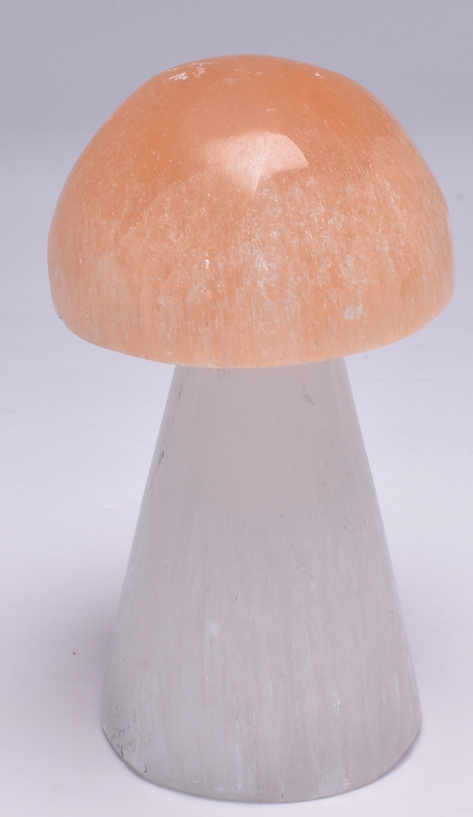 SELENITE MUSHROOM CARVING 7.5 CM SE14
