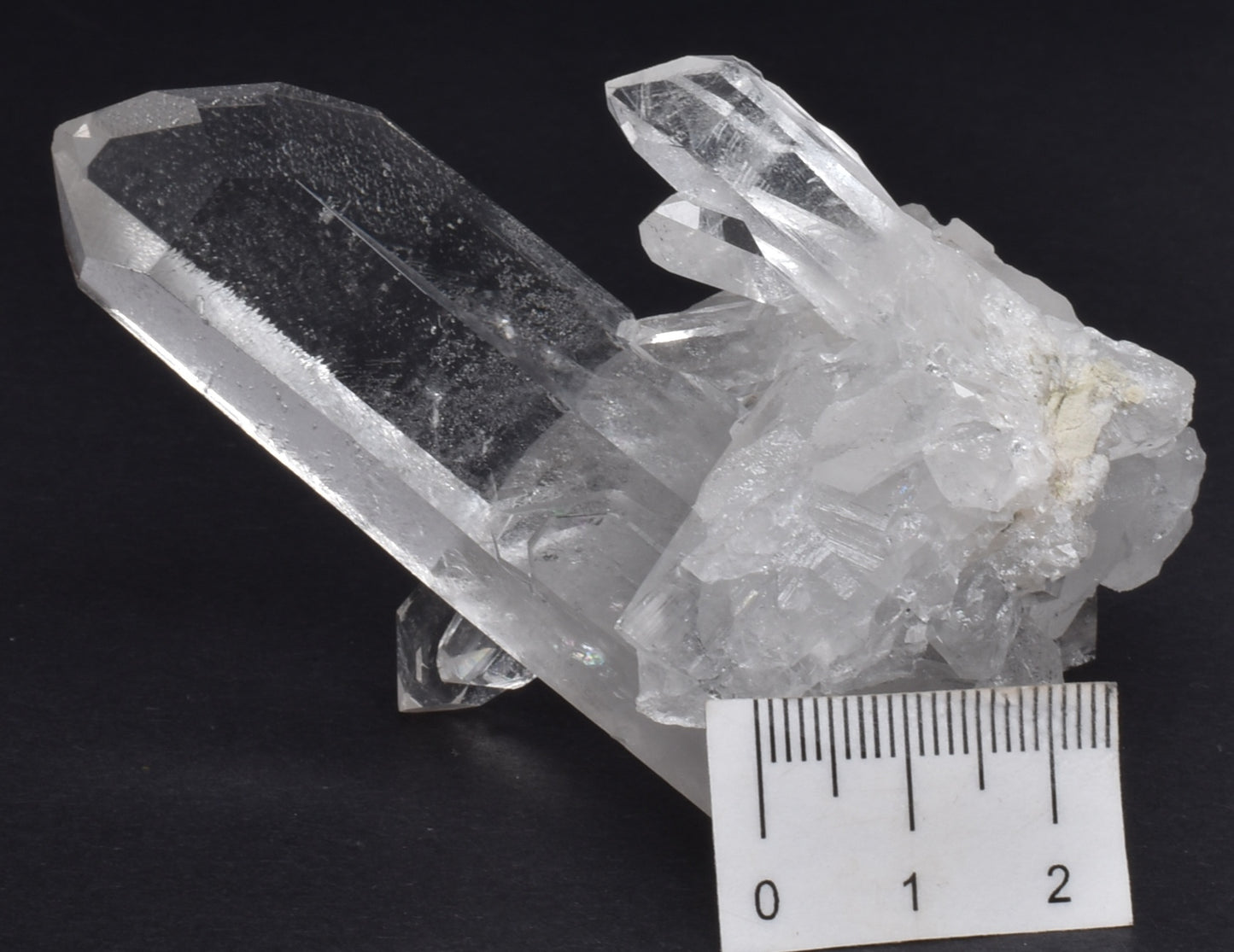 CLEAR QUARTZ CLUSTER of POINTS P588