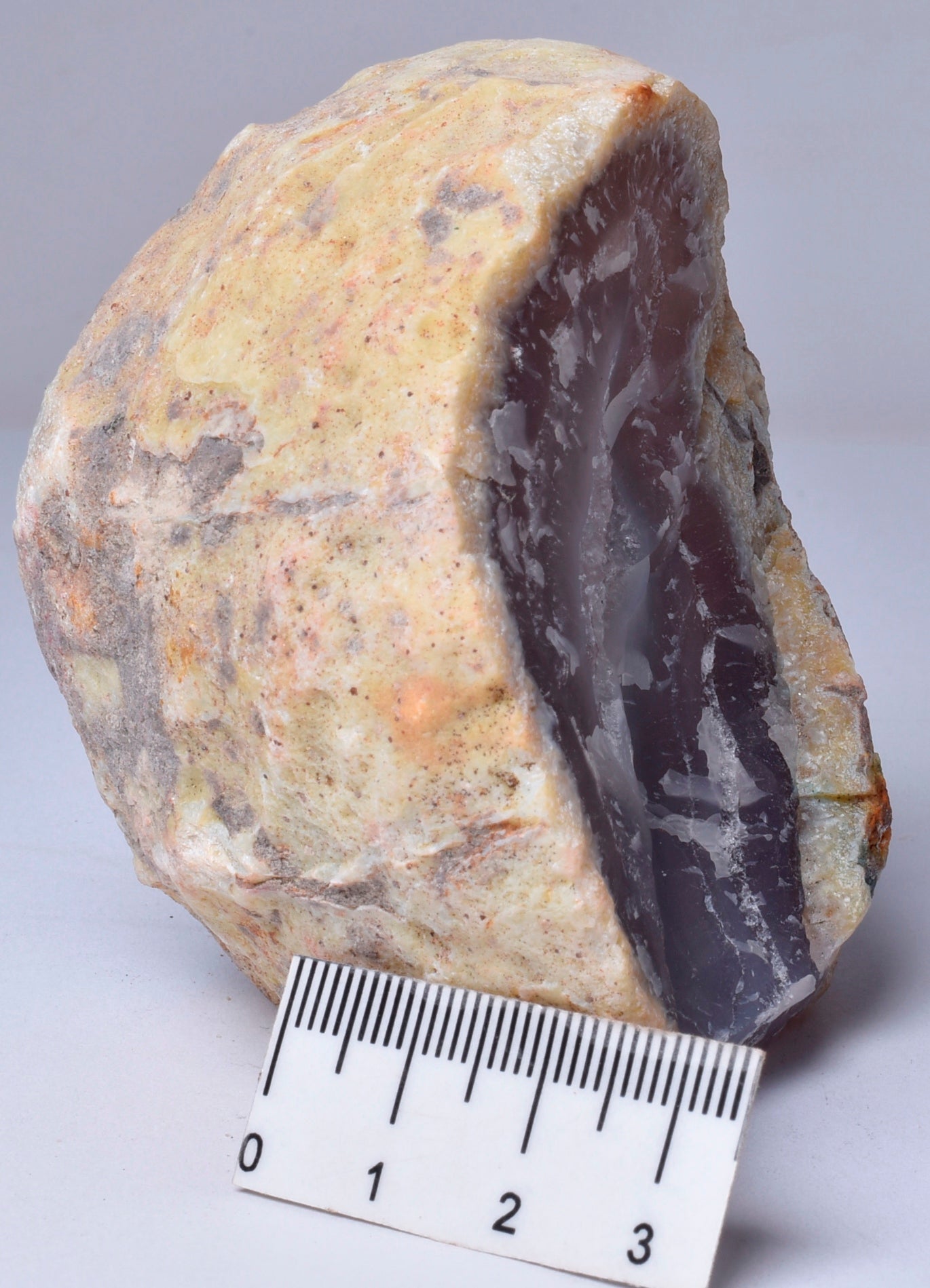 AGATE HALF, POLISHED FROM BRAZIL S118