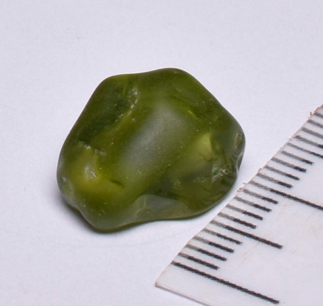 PERIDOT IN RAW FORM P730