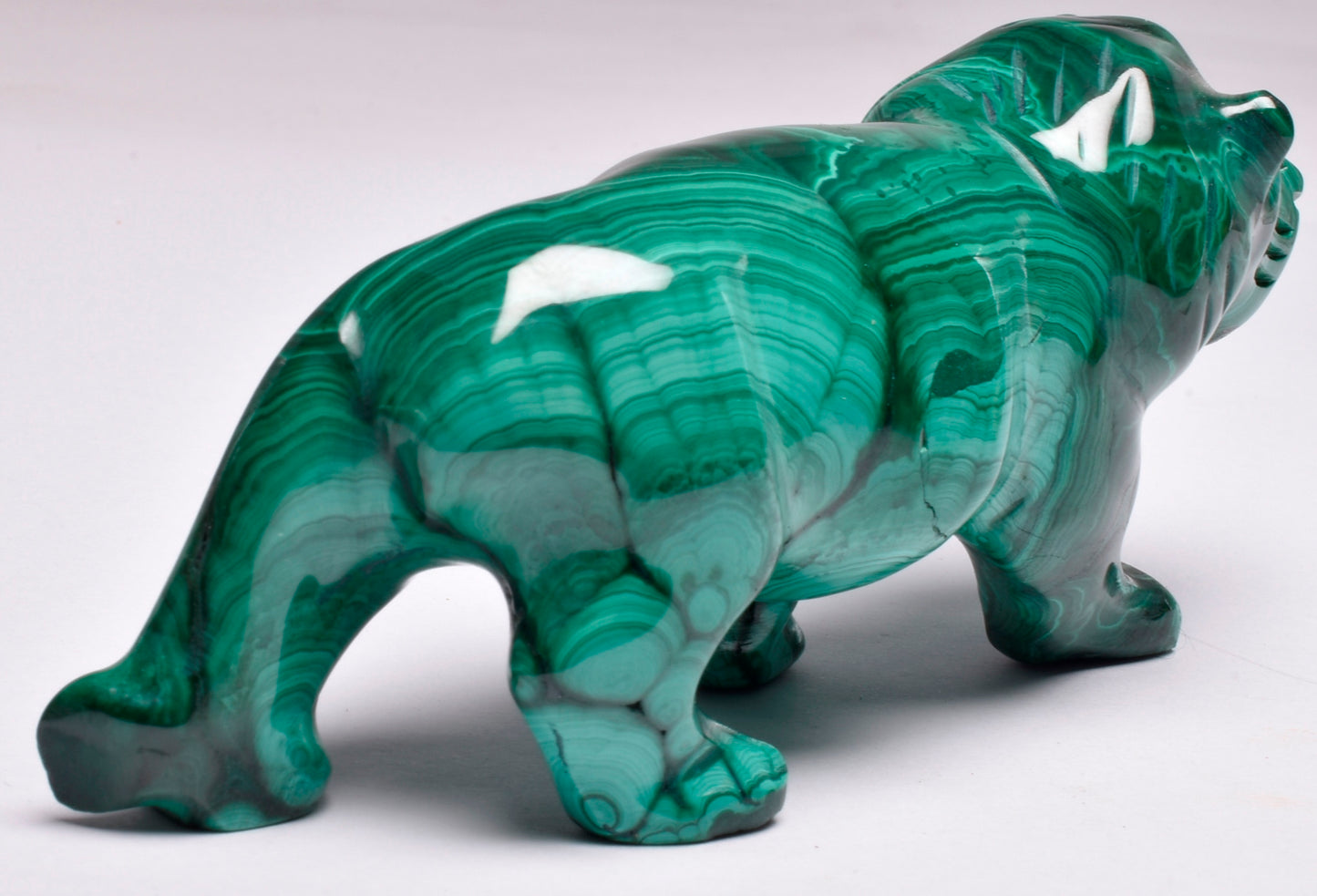 MALACHITE CRYSTAL LION CARVING P295