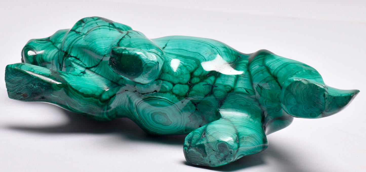 MALACHITE CRYSTAL LION CARVING P295