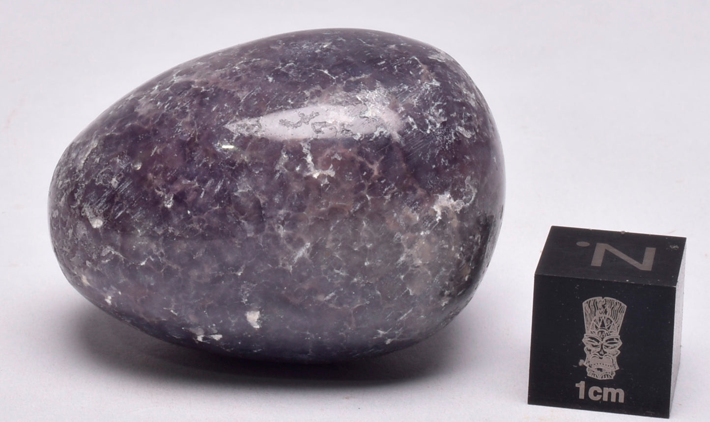 GRAPE AGATE EGG P749