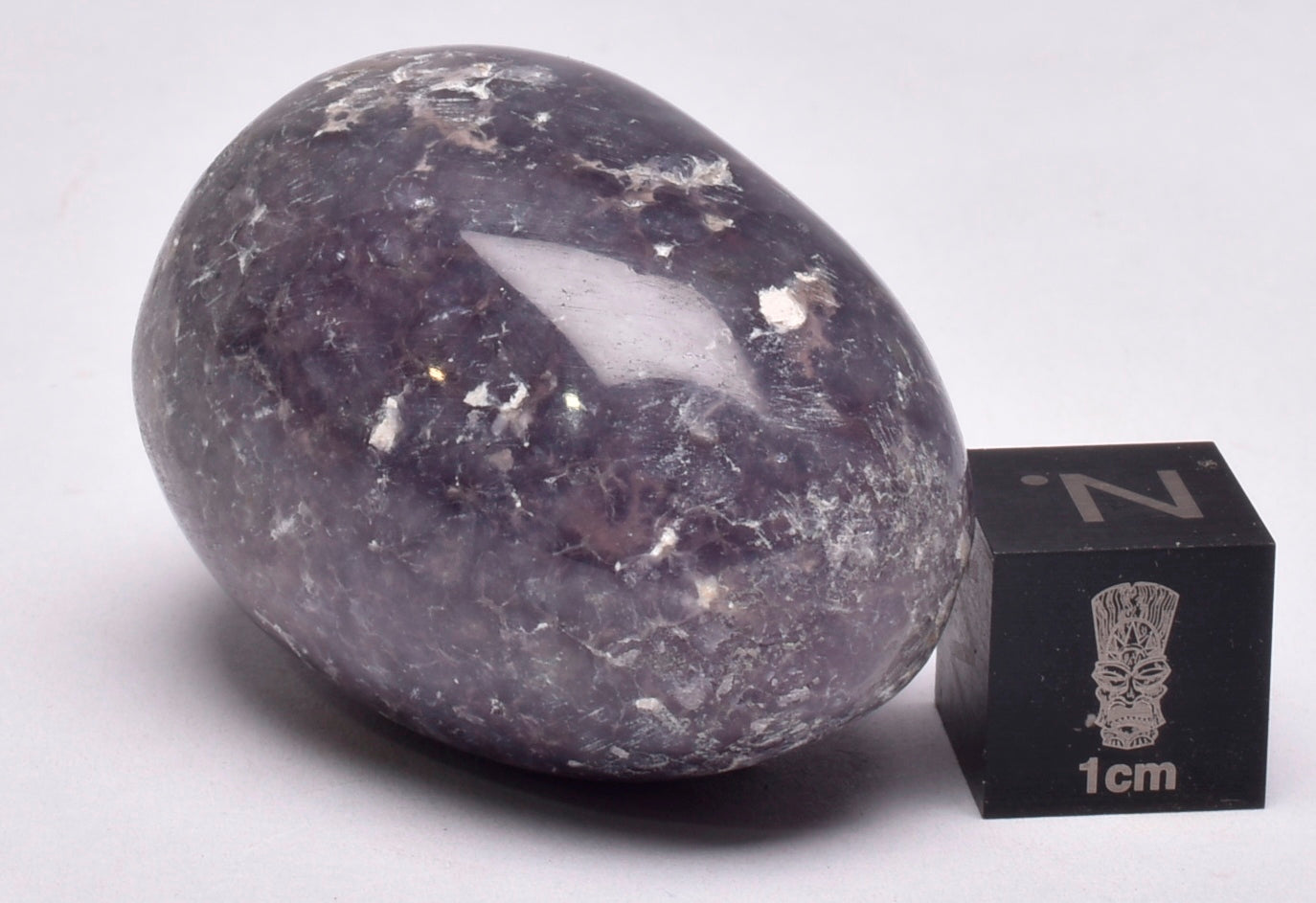 GRAPE AGATE EGG P749