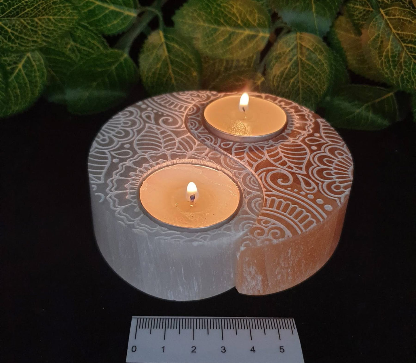 SELENITE YIN- YANG TEALIGHT HOLDERS SE23