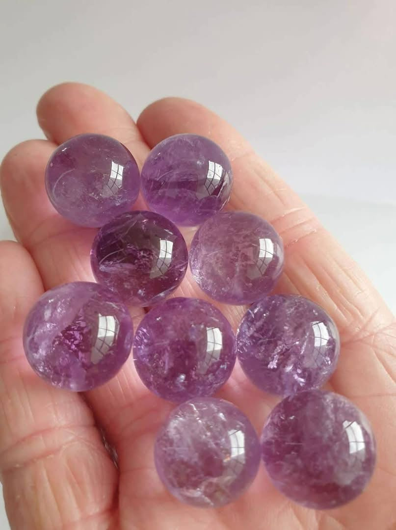 AMETHYST CRYSTAL MINI SPHERE 1.5 cm P518