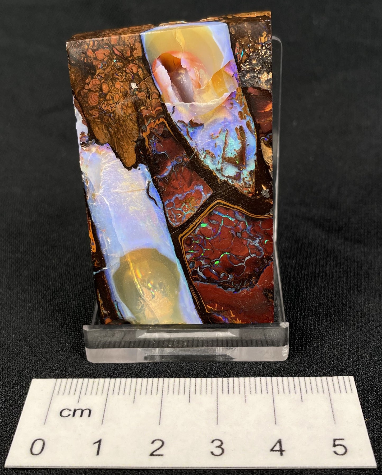 BOULDER OPAL, Australia GBL005