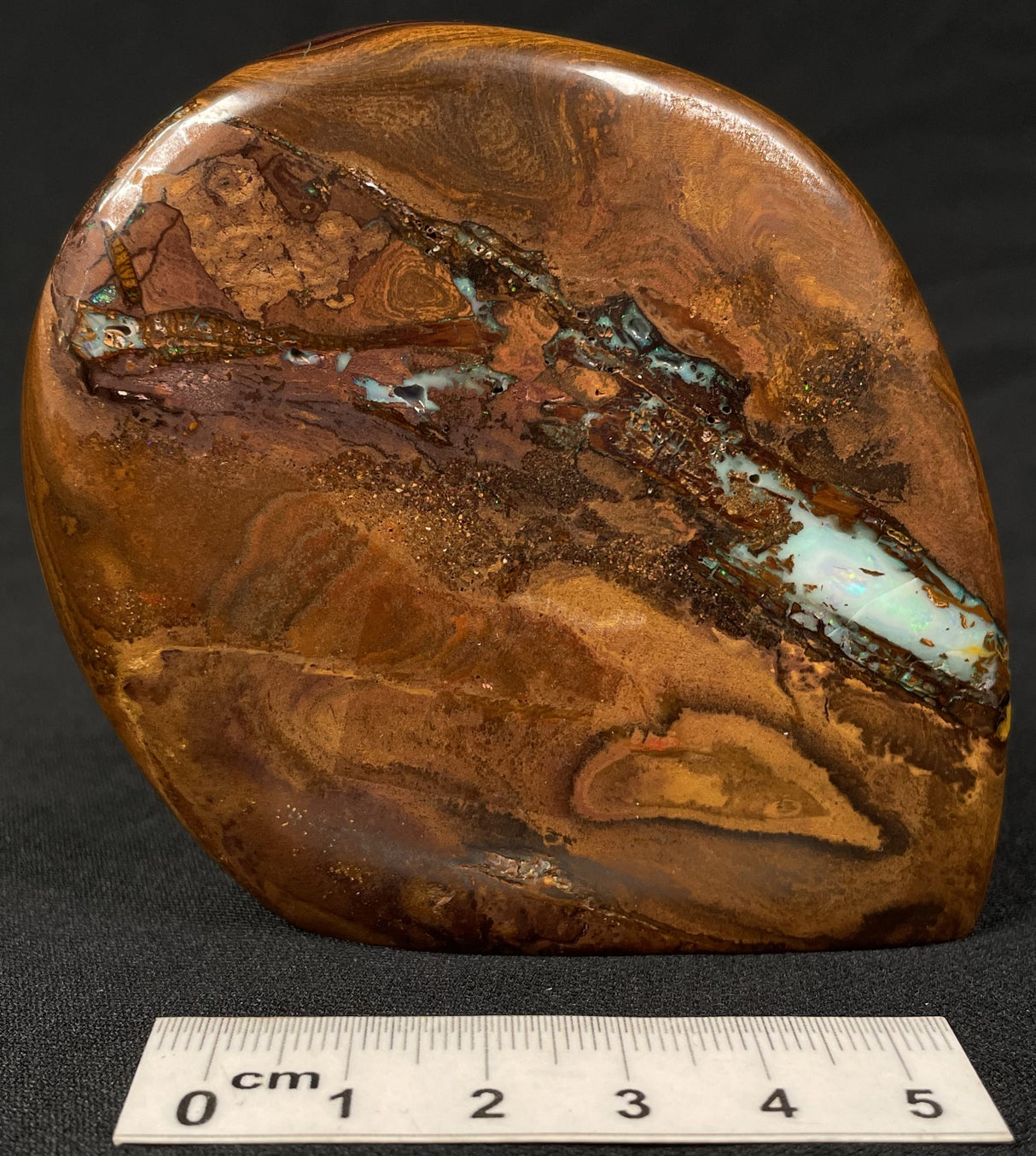 BOULDER OPAL, Australia GBL010