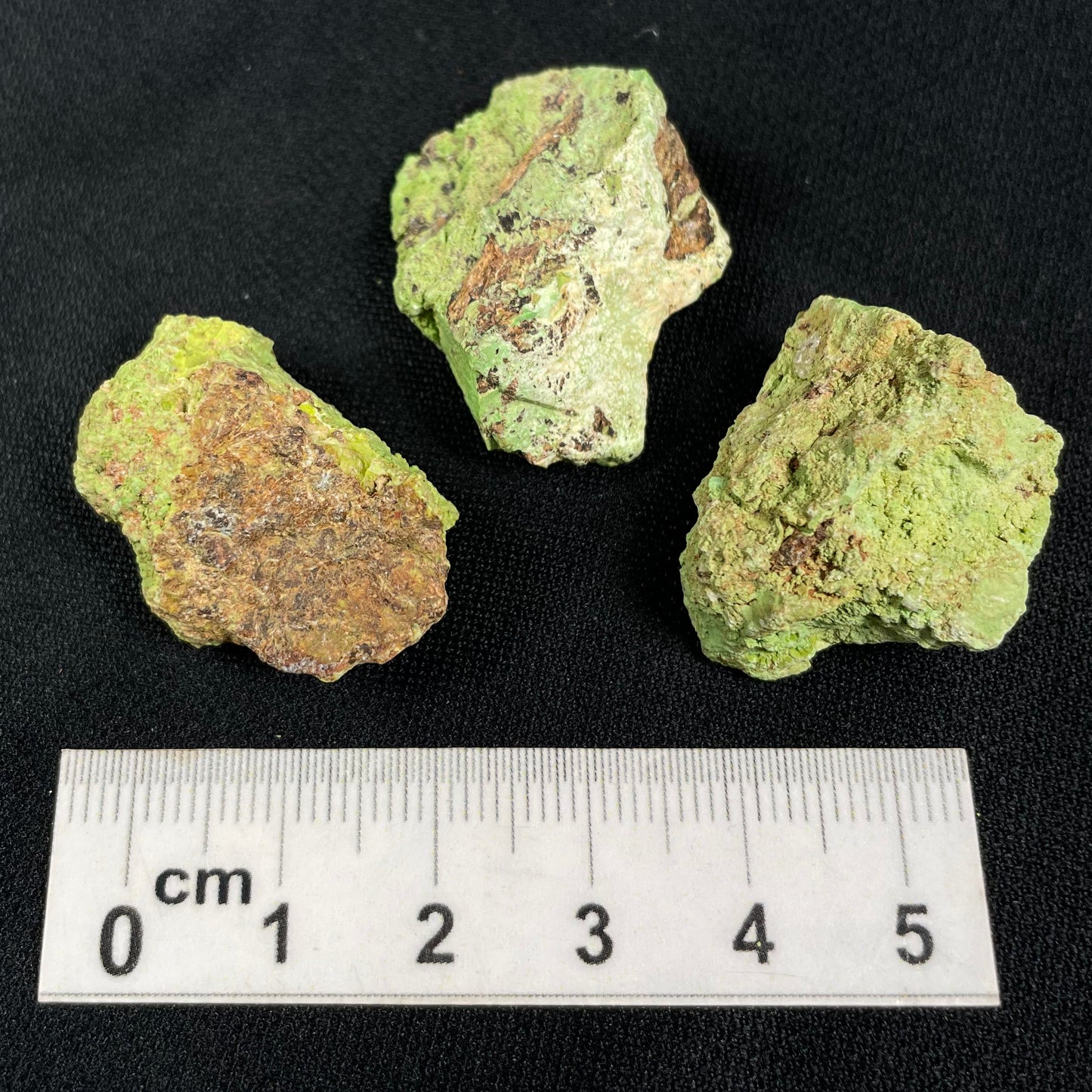 Gaspeite Rough from Australia (3 pieces) XRG002