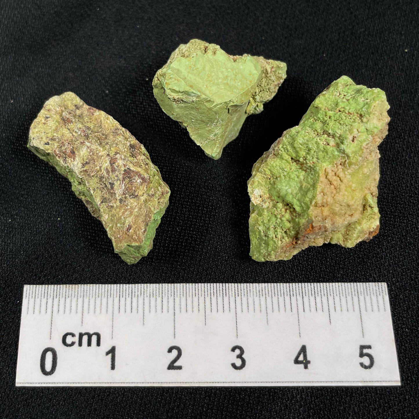 Gaspeite Rough from Australia (3 pieces) XRG003