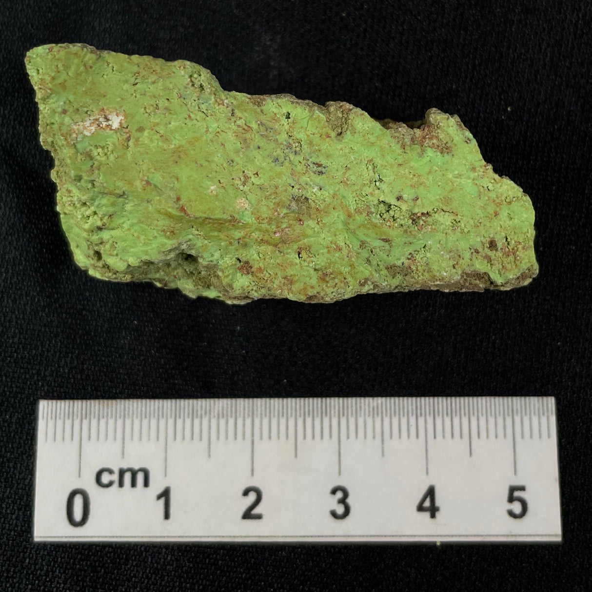 Gaspeite Rough from Australia XRG009