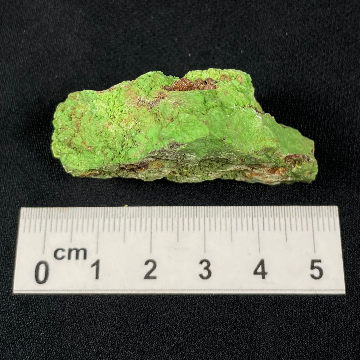 Gaspeite Rough from Australia XRG011