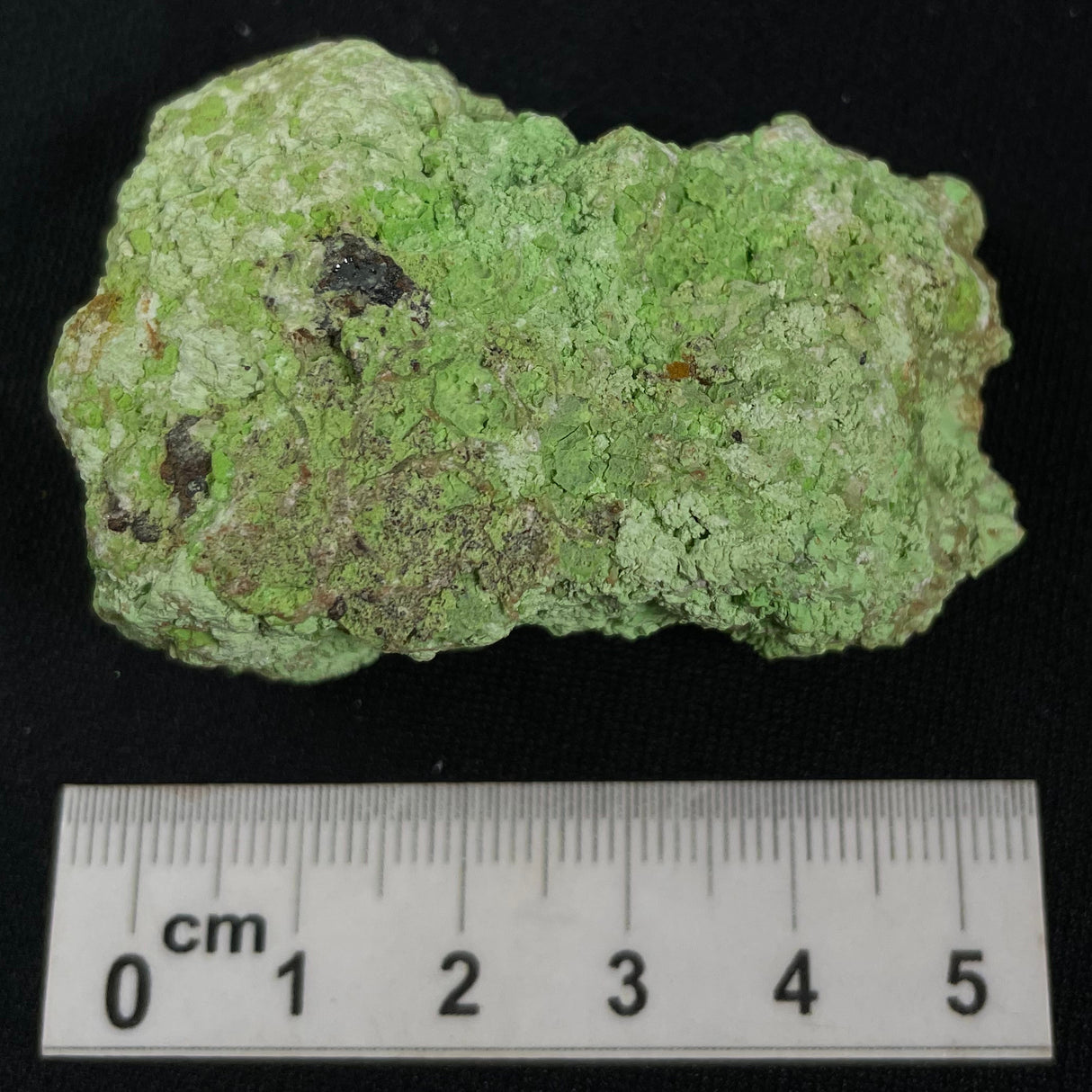 Gaspeite Rough from Australia XRG014