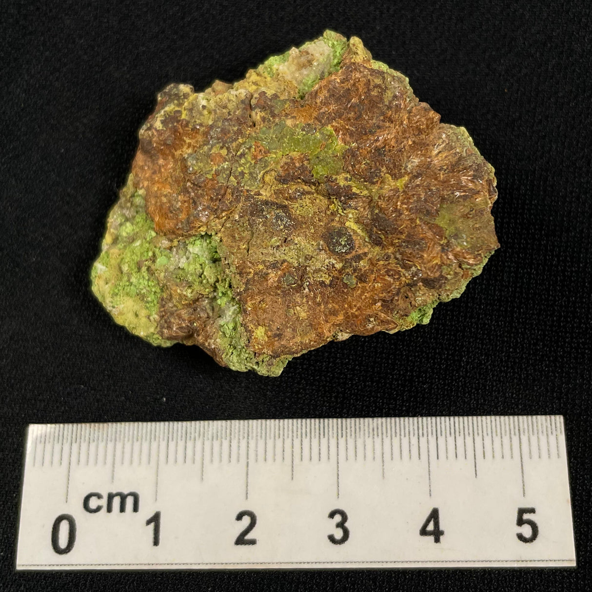 Gaspeite Rough from Australia XRG016