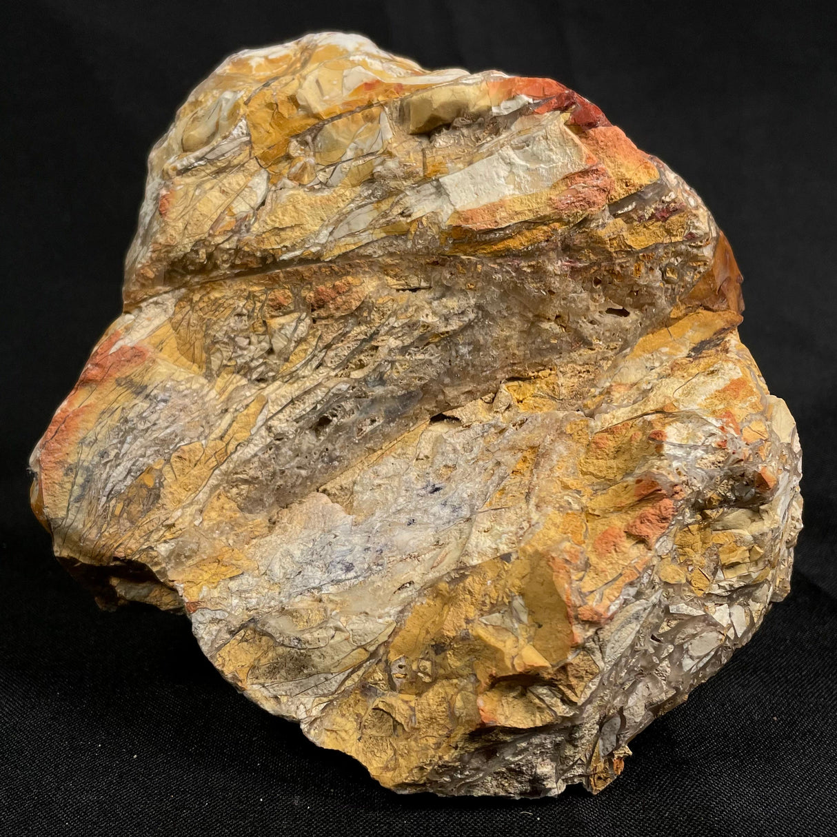 BRECCIATED MOOKAITE, Australia YSC007