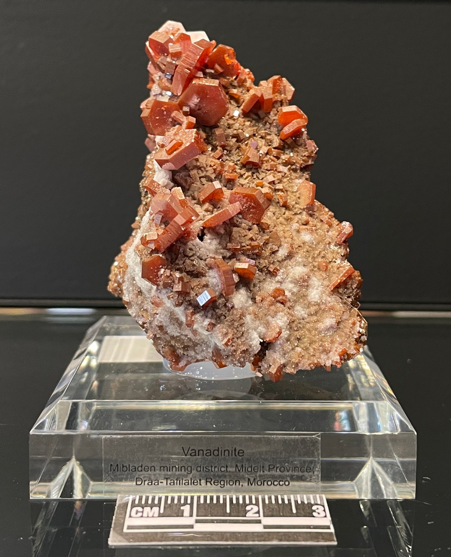 VANADINITE, Morocco IV039