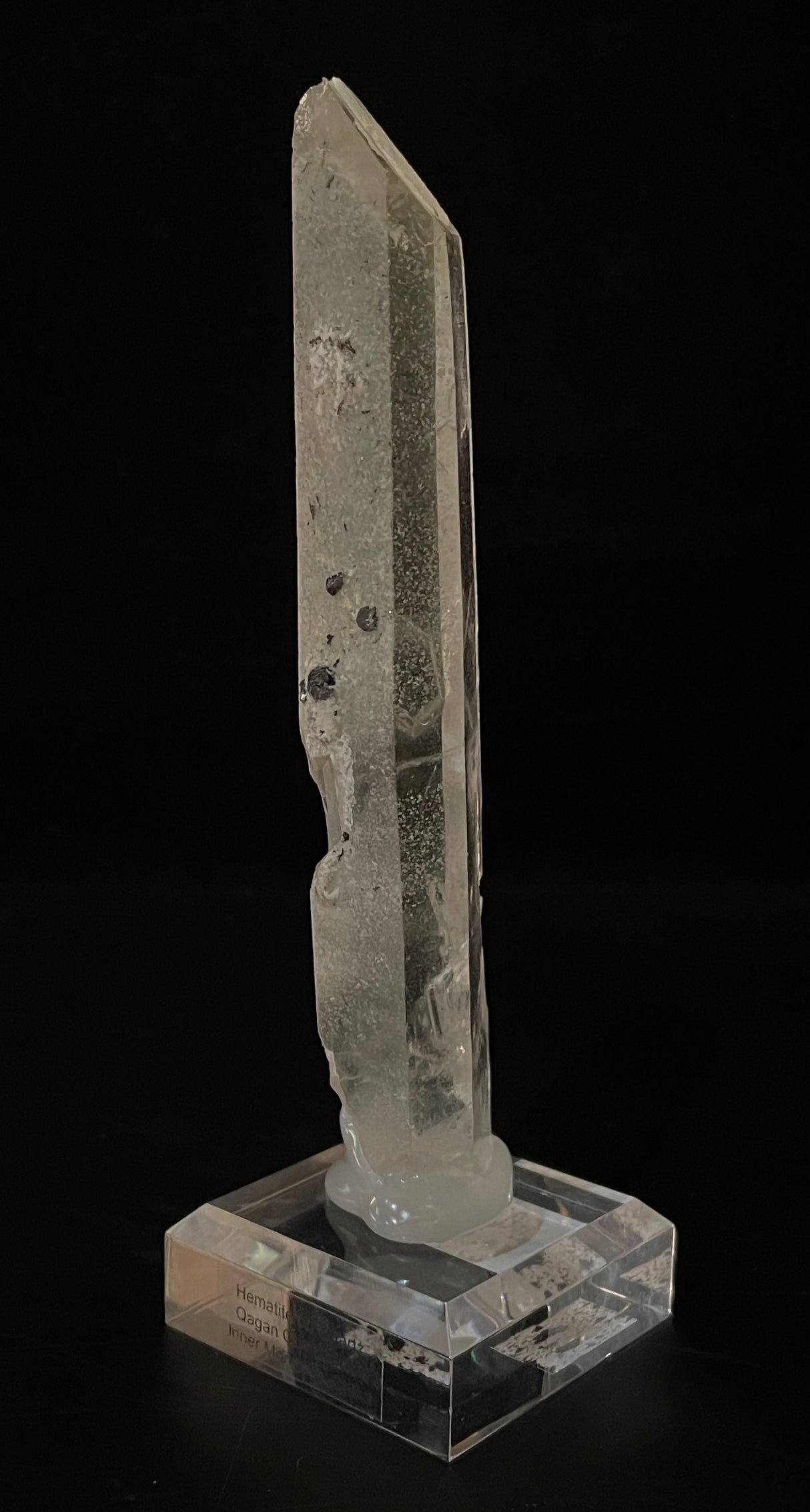 HEMATITE ON QUARTZ, China IHQ025